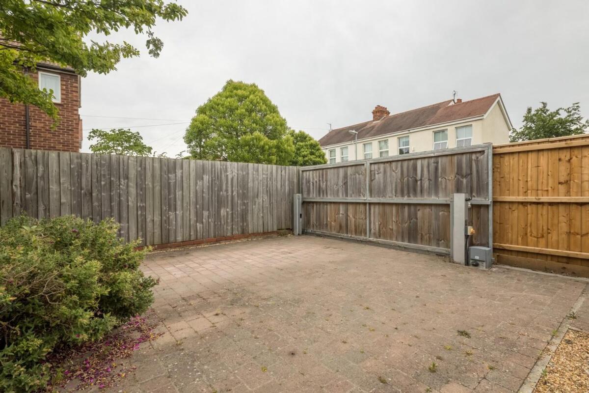 Large 4 Bedroom With Garden And Free Parking Cambridge